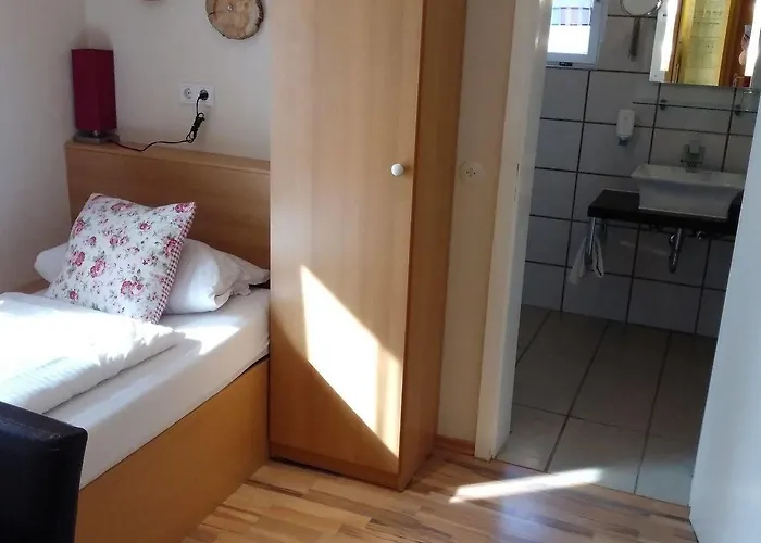 Waldhaus Wolfental Casa de hóspedes 3*